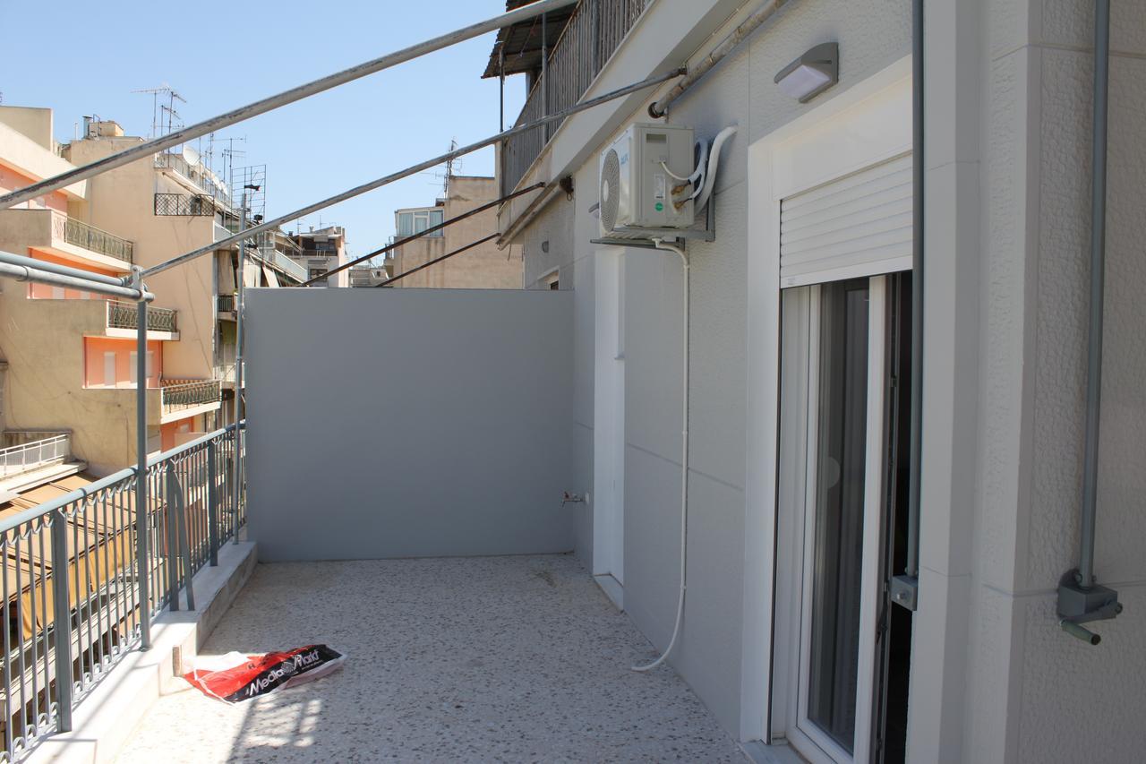 Apartment In The Centre Of Атина Екстериор снимка